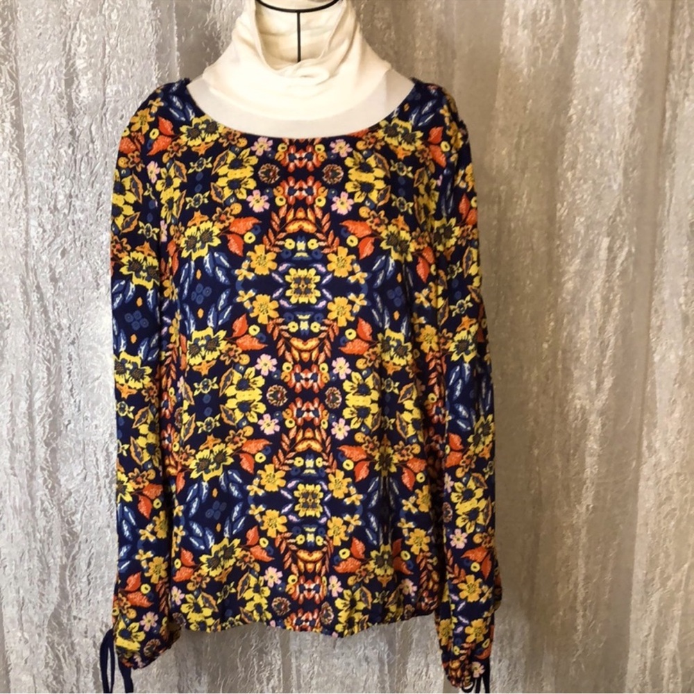 FINN & GRACE blouse